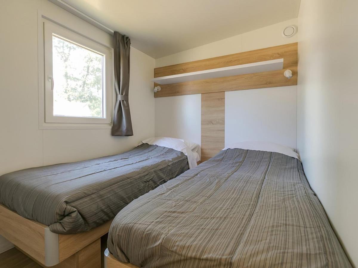 Adriamar Mobile Homes In Camping Park Умаг Экстерьер фото