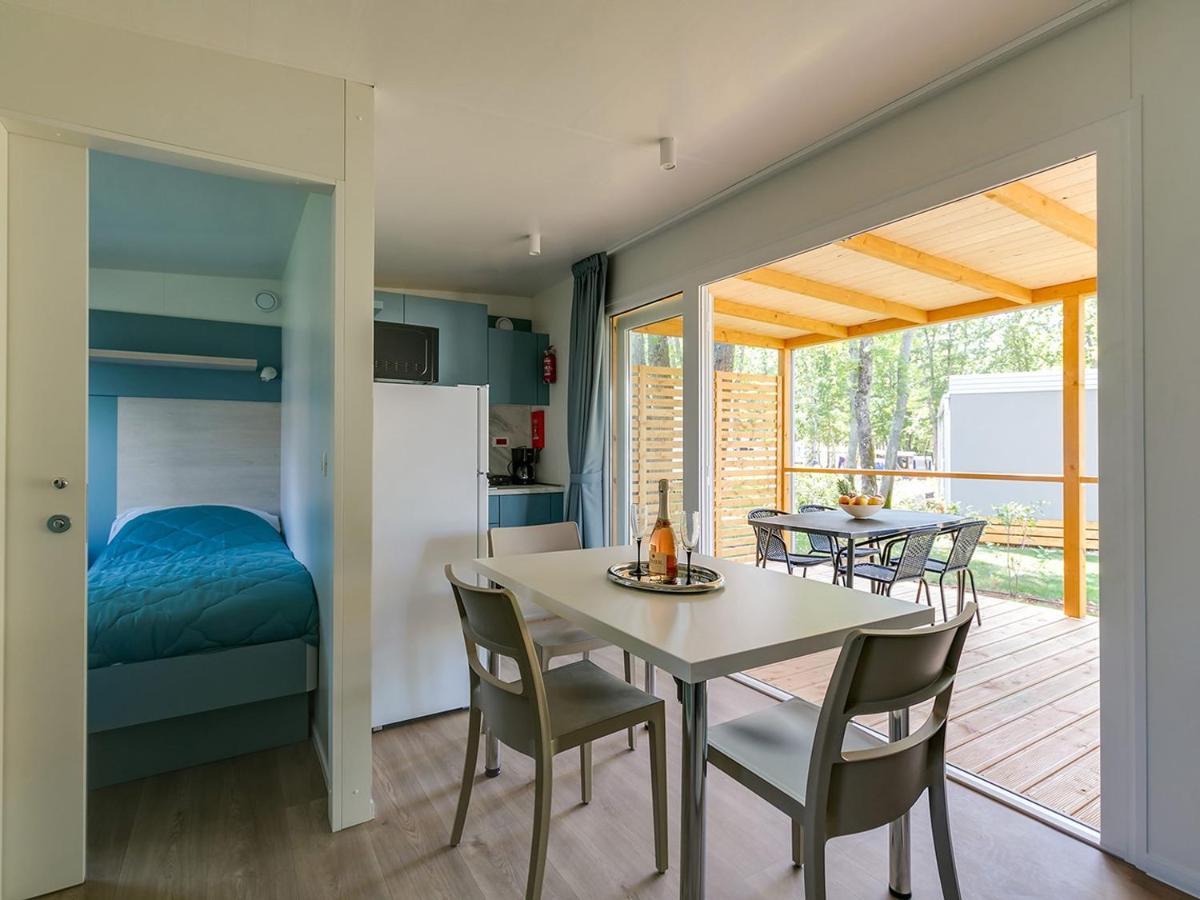Adriamar Mobile Homes In Camping Park Умаг Экстерьер фото