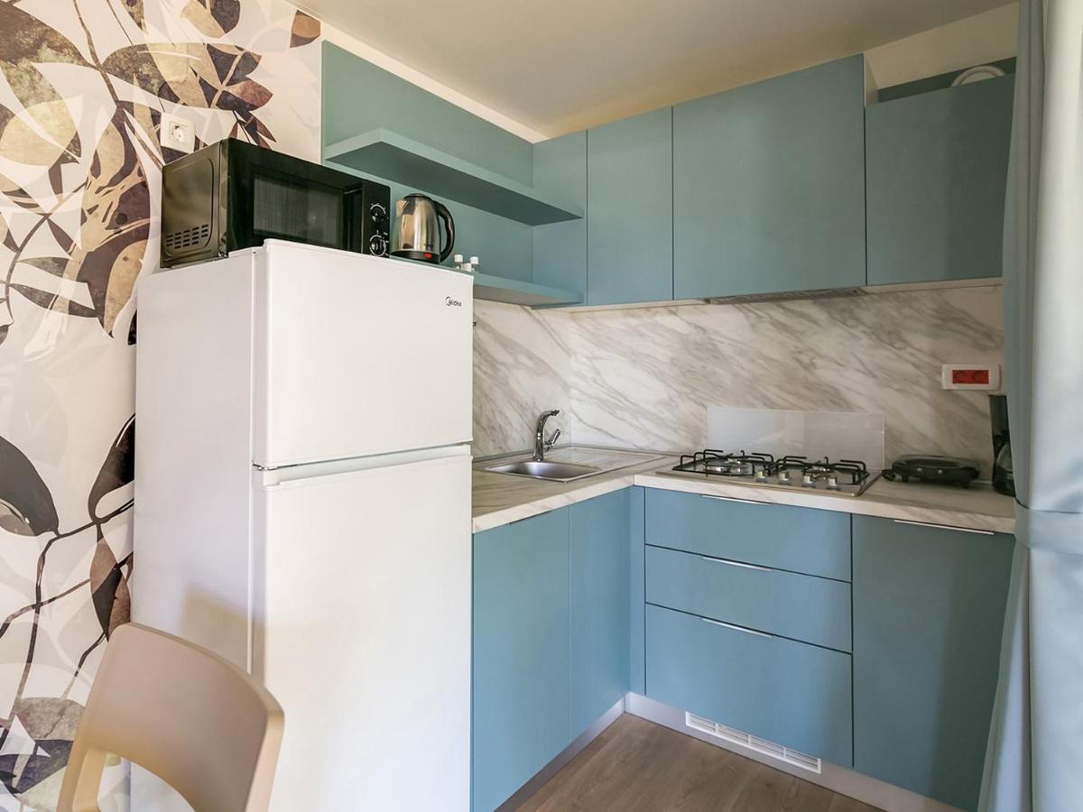 Adriamar Mobile Homes In Camping Park Умаг Экстерьер фото