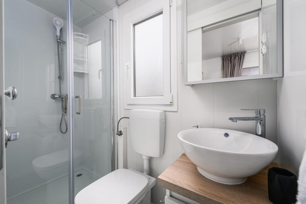 Adriamar Mobile Homes In Camping Park Умаг Экстерьер фото